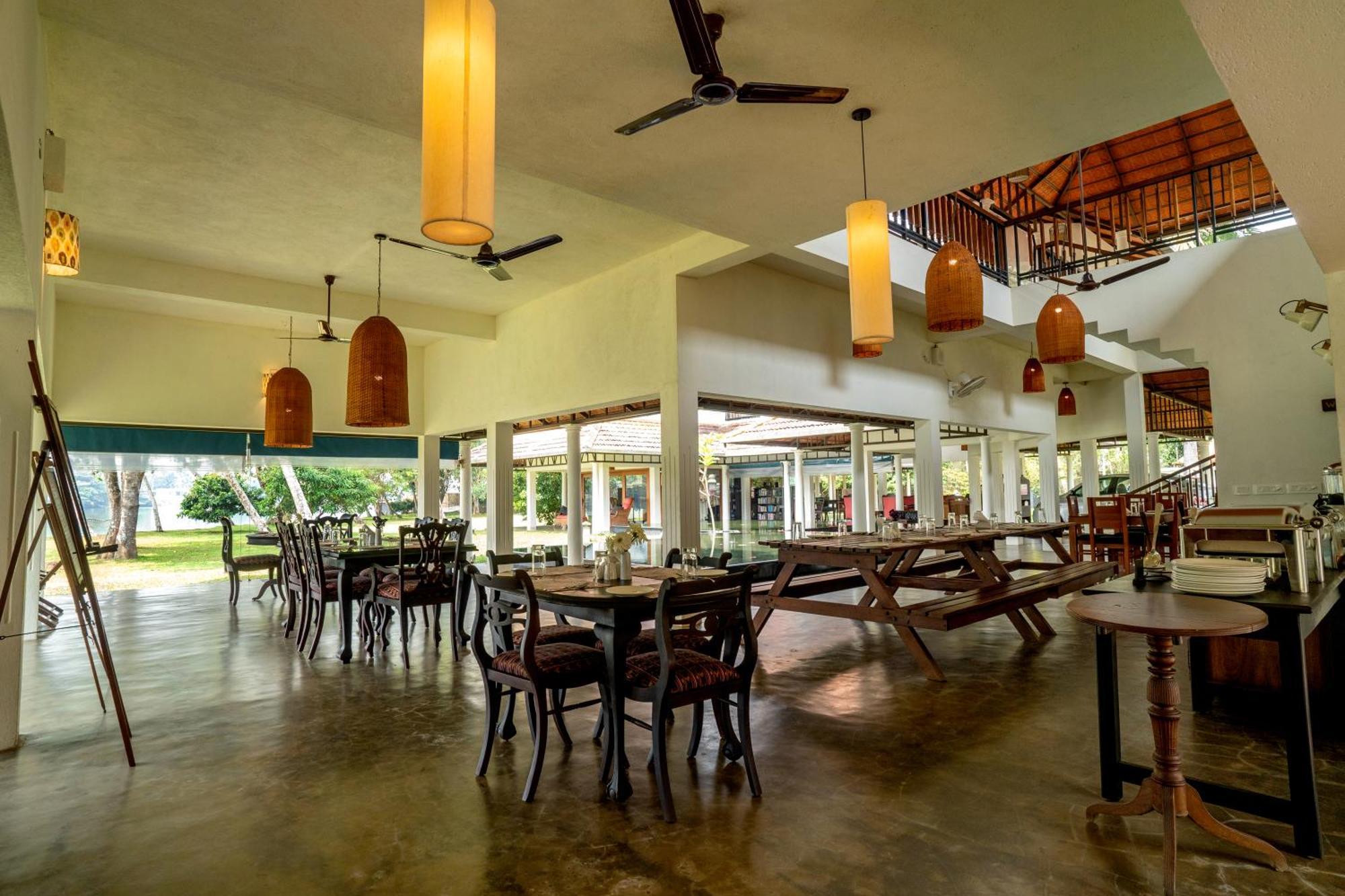 Cranganor History Cafe & Riverside Chateau North Paravur Eksteriør bilde