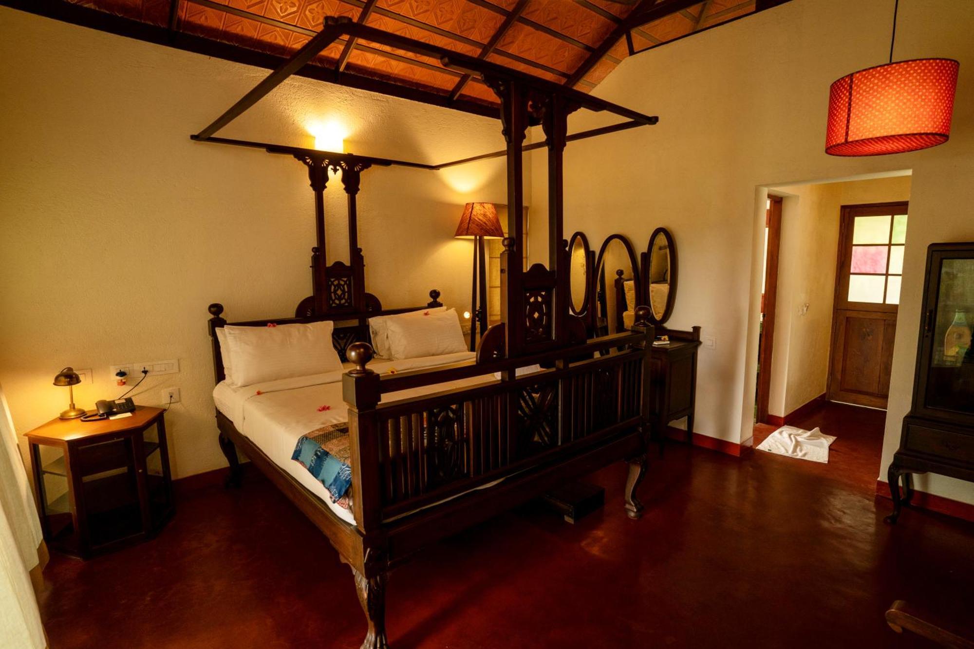Cranganor History Cafe & Riverside Chateau North Paravur Eksteriør bilde